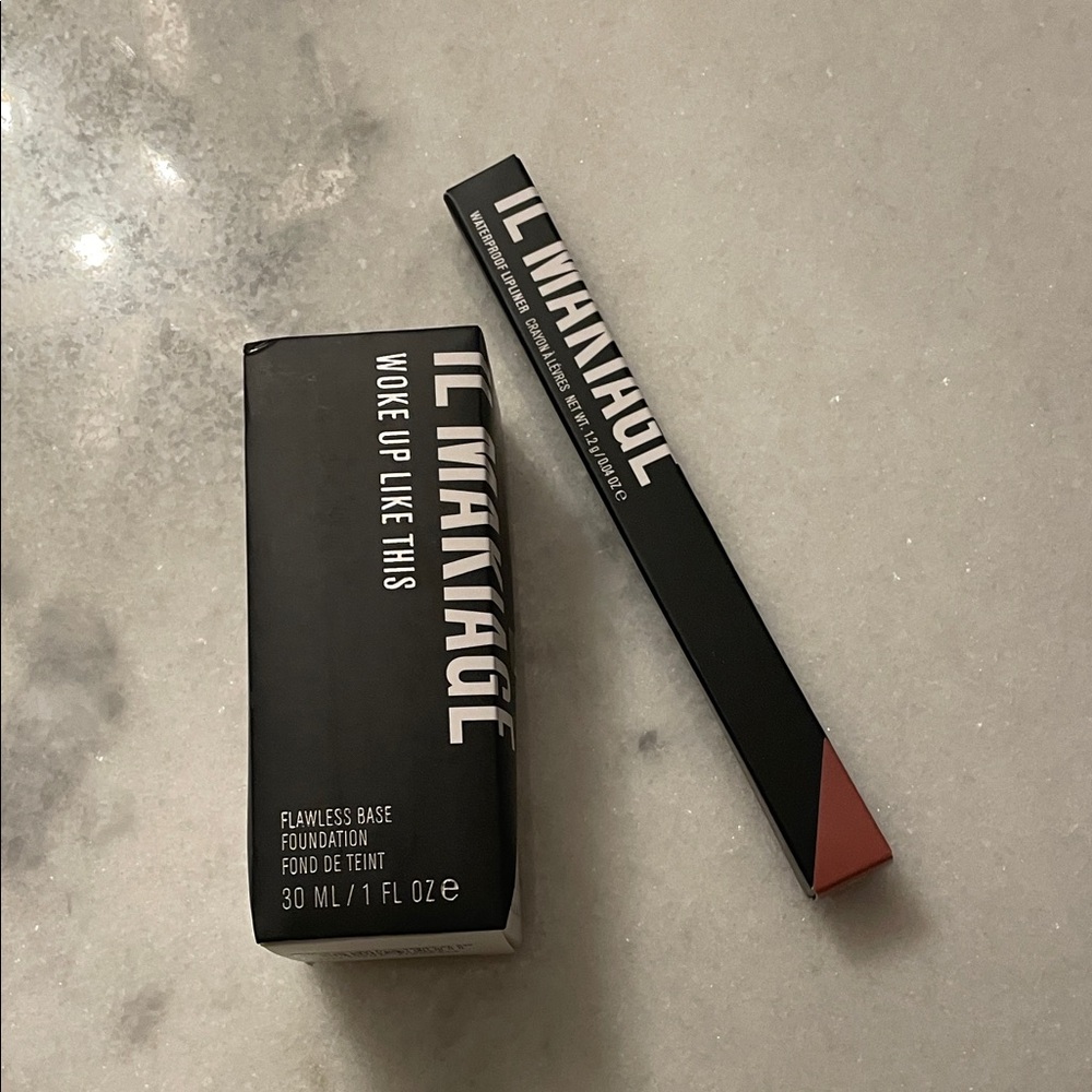 IL MAKIAGE Black and White Foundation Packaging